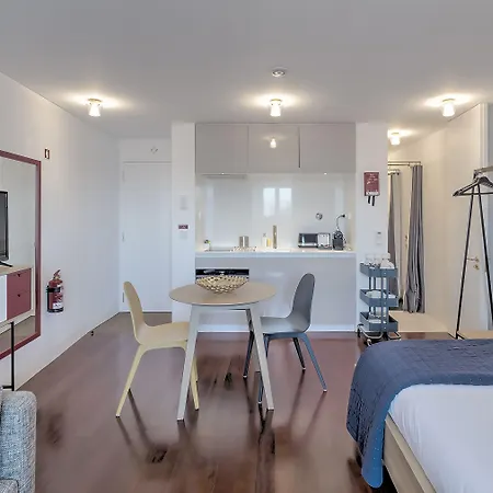 Street Aldas - River View (adults Only) Appartamento