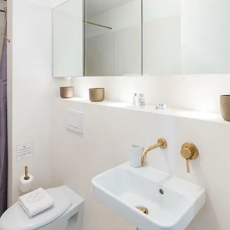 Street Aldas - River View (adults Only) * Porto