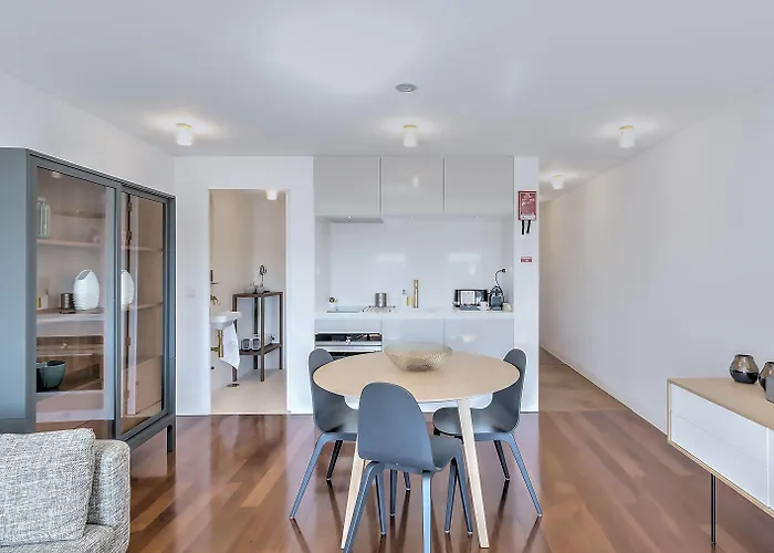 Street Aldas - River View (adults Only)