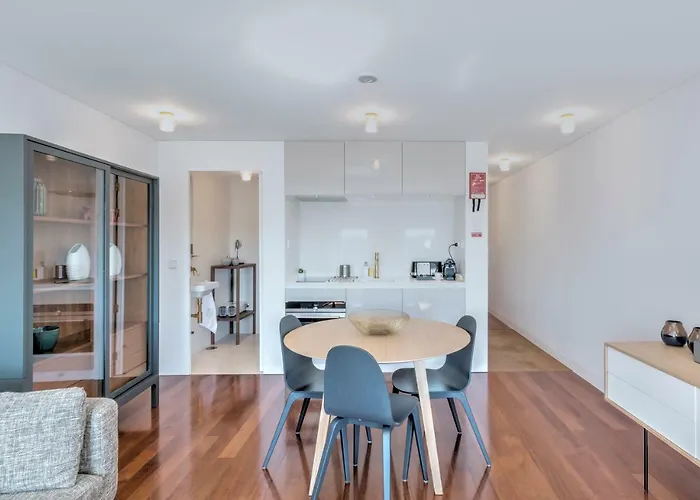 아파트 Street Aldas - River View (adults Only) 포르투