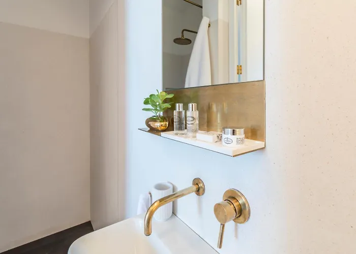 Street Aldas - River View (adults Only)